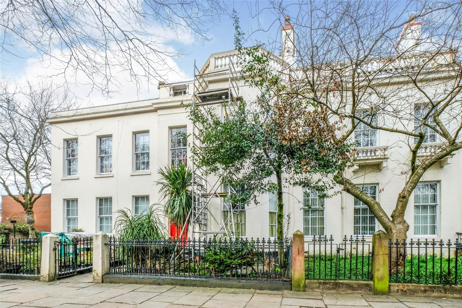 Falkner Square, Liverpool, Merseyside, L8 7NU